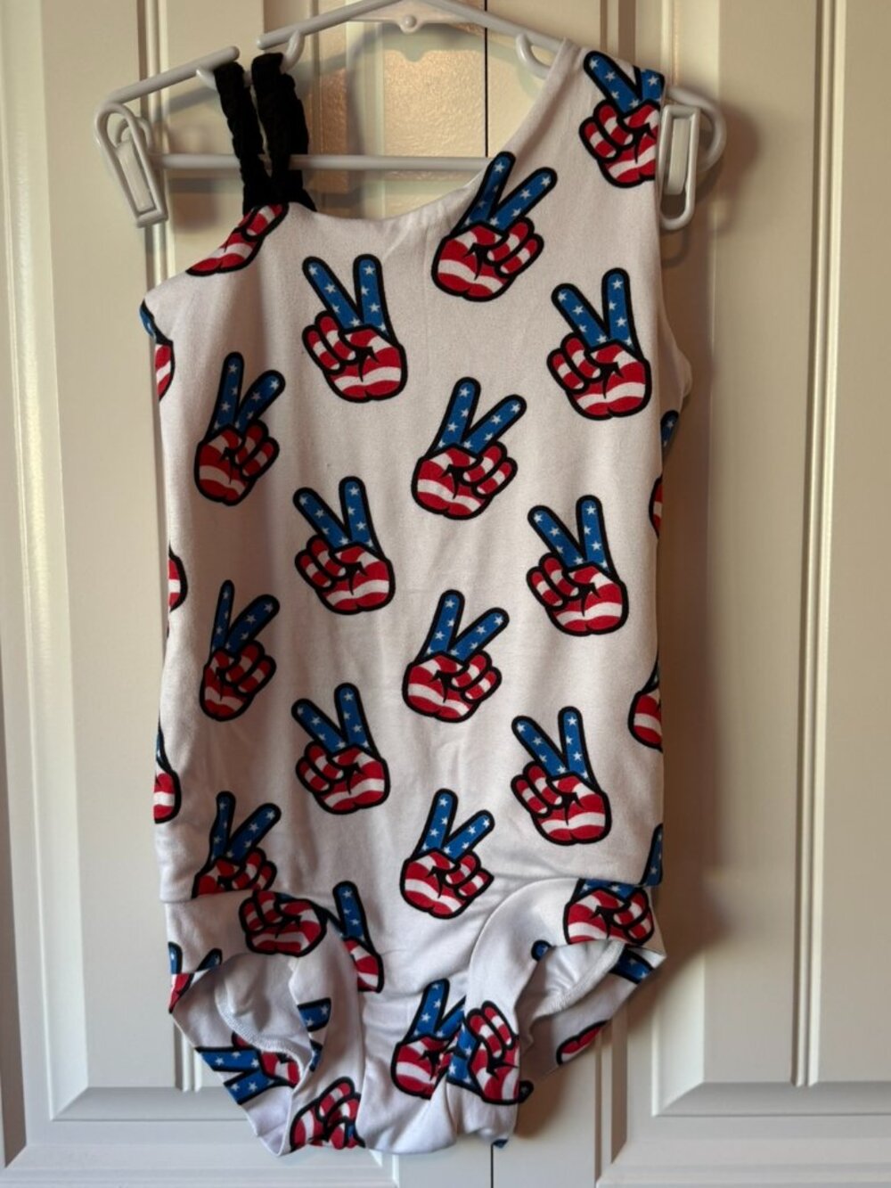 BusyBod Leos USA Peace Leotard Size 7